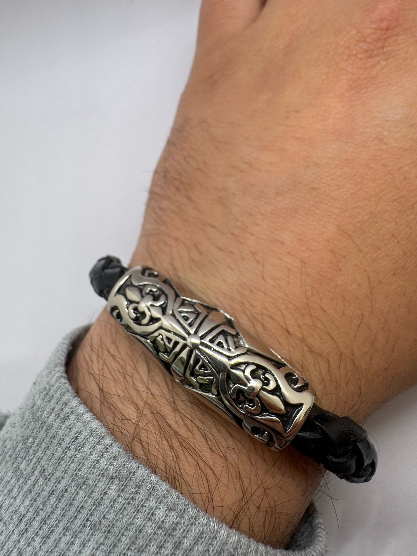 Bracelets Hommes en Acier Inoxydable et en Cuir