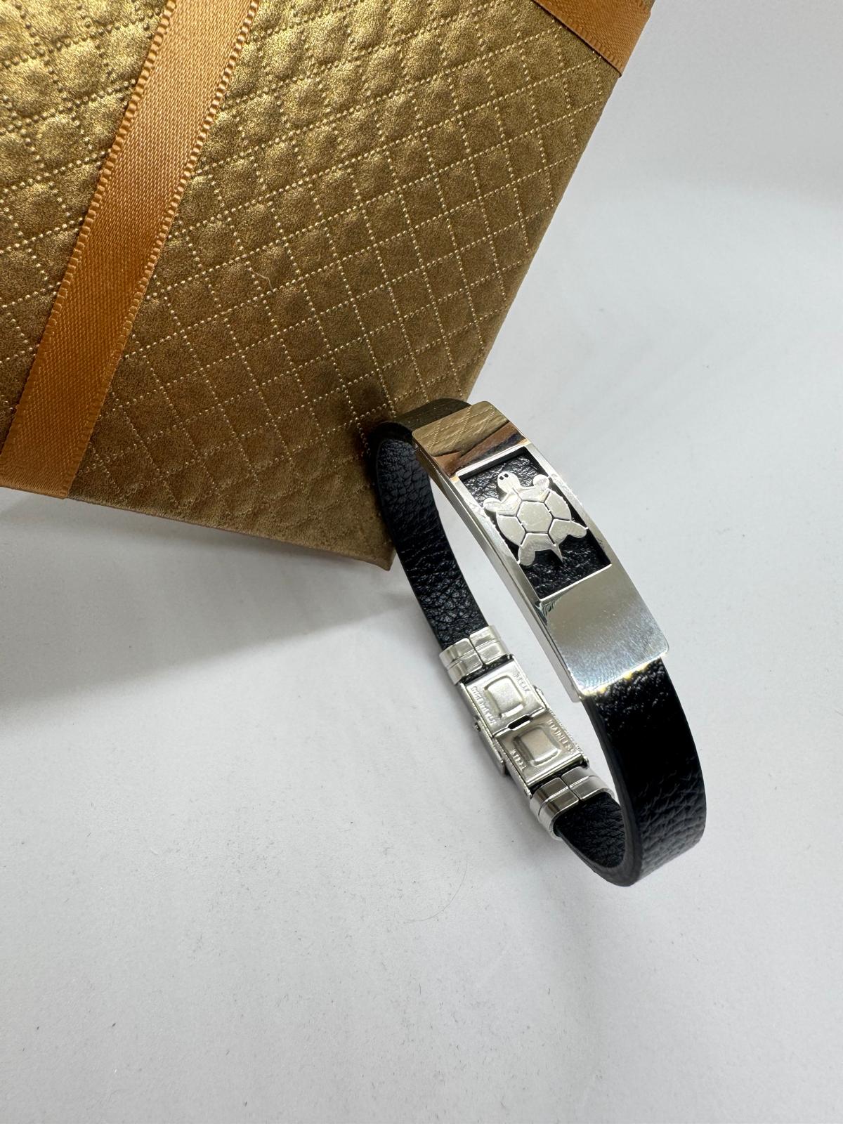 Bracelets Hommes en Acier Inoxydable et en Cuir