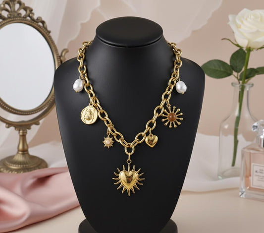 COLLIER AVEC CHARMS EN ACIER INOXYDABLE 316 L (83)